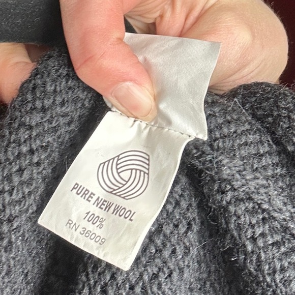 Calvin Klein Khakis Mens Wool Sweater Crew Long Sleeve Chunky Oversized Size M - Picture 4 of 4